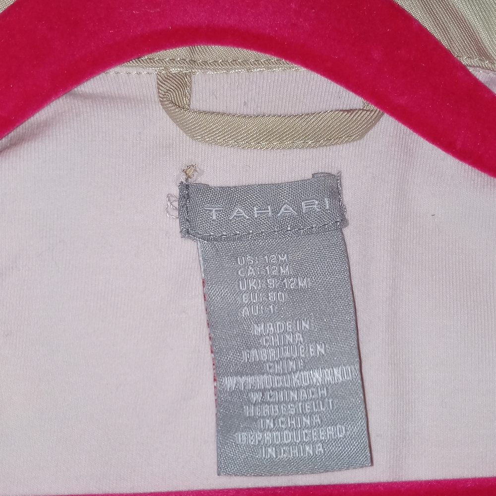 Coats, dresses - Picture 2 of 12
